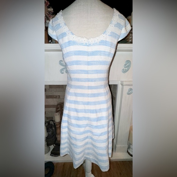 Lilly Pulitzer Rylan Flutter Blue Lurex Boucle Stripe Daisy Pearl Lace Dress Sz6 - Picture 3 of 15